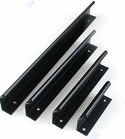 Кант дръжка Г-образна, извита, черен мат